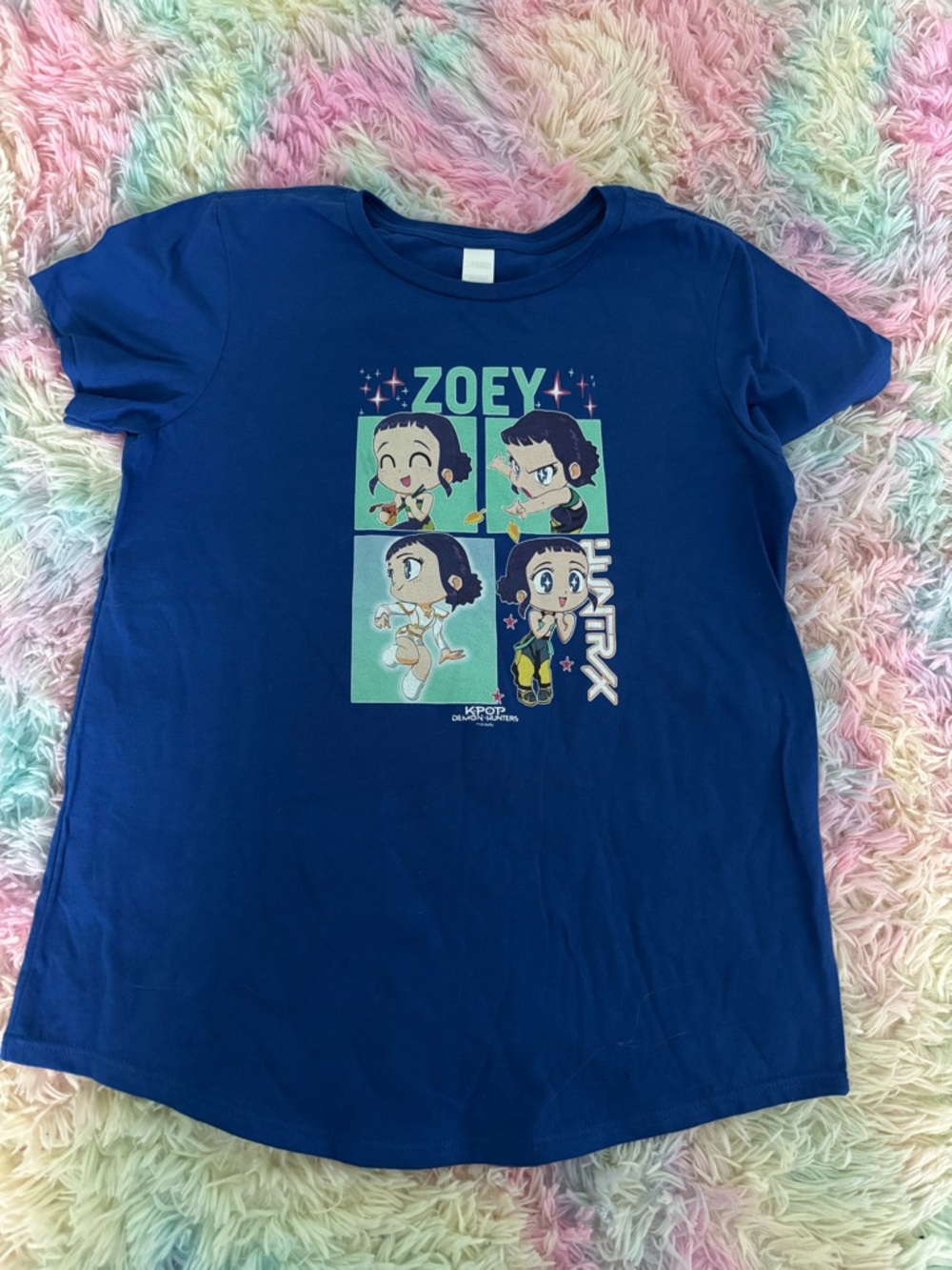Demon Hunters Zoey t shirt (L)